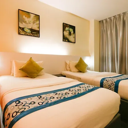 Swing & Pillows - Golden Roof Hotel Ampang, Ipoh-3